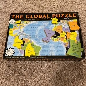 The Global Puzzle 600 pieces